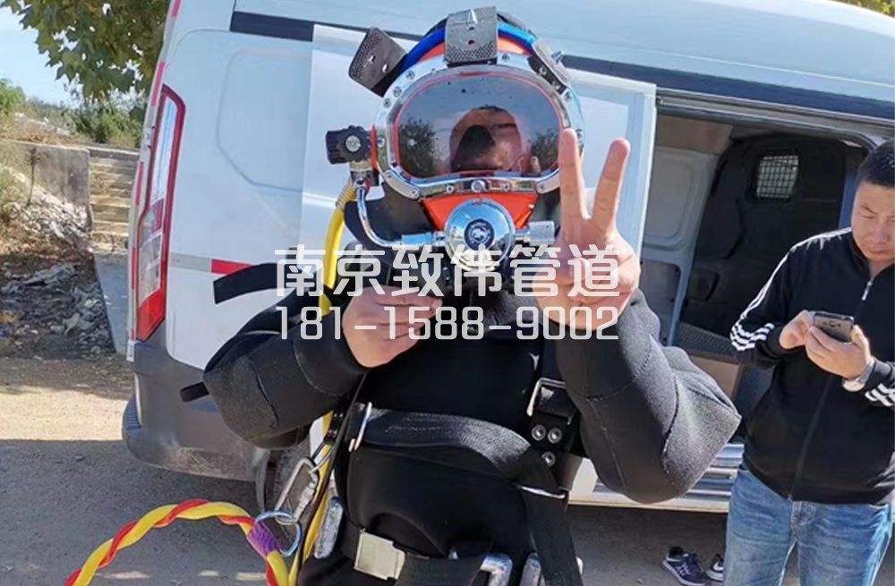 南化新村沉淀池清底